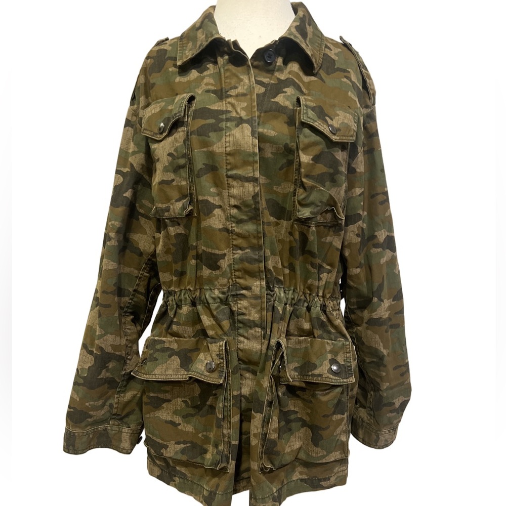 Banana Republic Women's Camo Military Utility Jacket - Picture 2 of 9